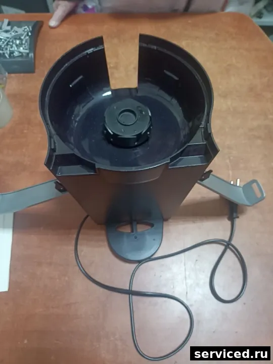 Соковыжималка Bosch CNCJ03