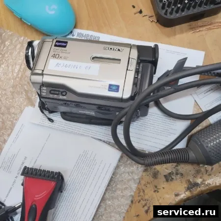 Видеокамера miniDV Sony DCR-TRV10 NTSC